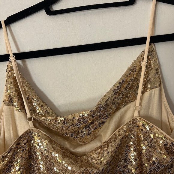 Vero Moda Gold Sequin Sparkly Cowl Neck Tank Top Size Large - Picture 4 of 7